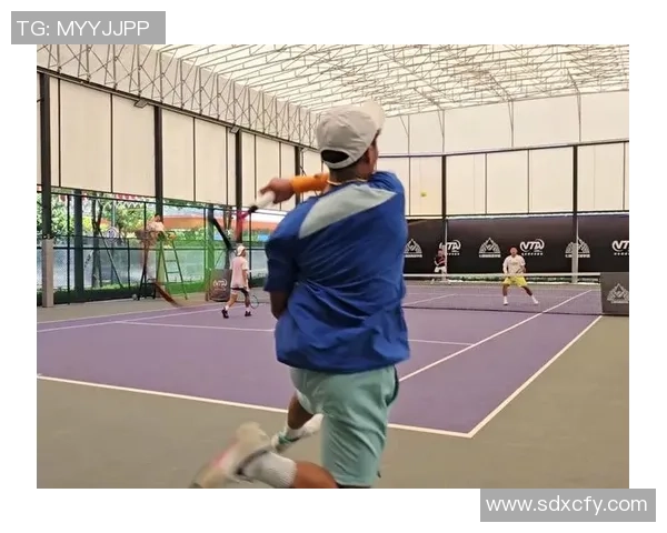 成都网球队的拼搏历程与大满贯梦想的追逐之路